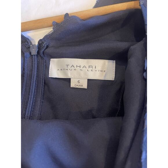 Tahari Midnight Blue 3D Floral Applique Cap Sleeve Ribbon Tie Sash Maxi Gown 6 - Picture 5 of 6